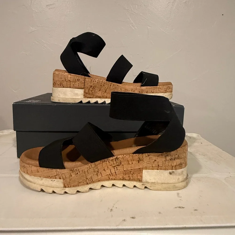 Steve Madden pattern chic